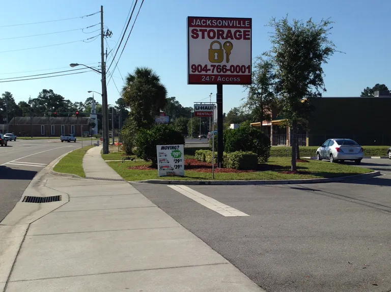 Jacksonville Self Storage exterior