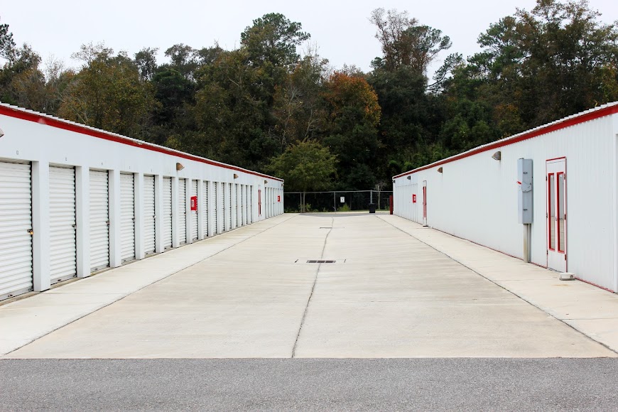 Drive-up storage units exterior at Jacksonville Self Storage on Lem Turner Rd, Jacksonville, FL